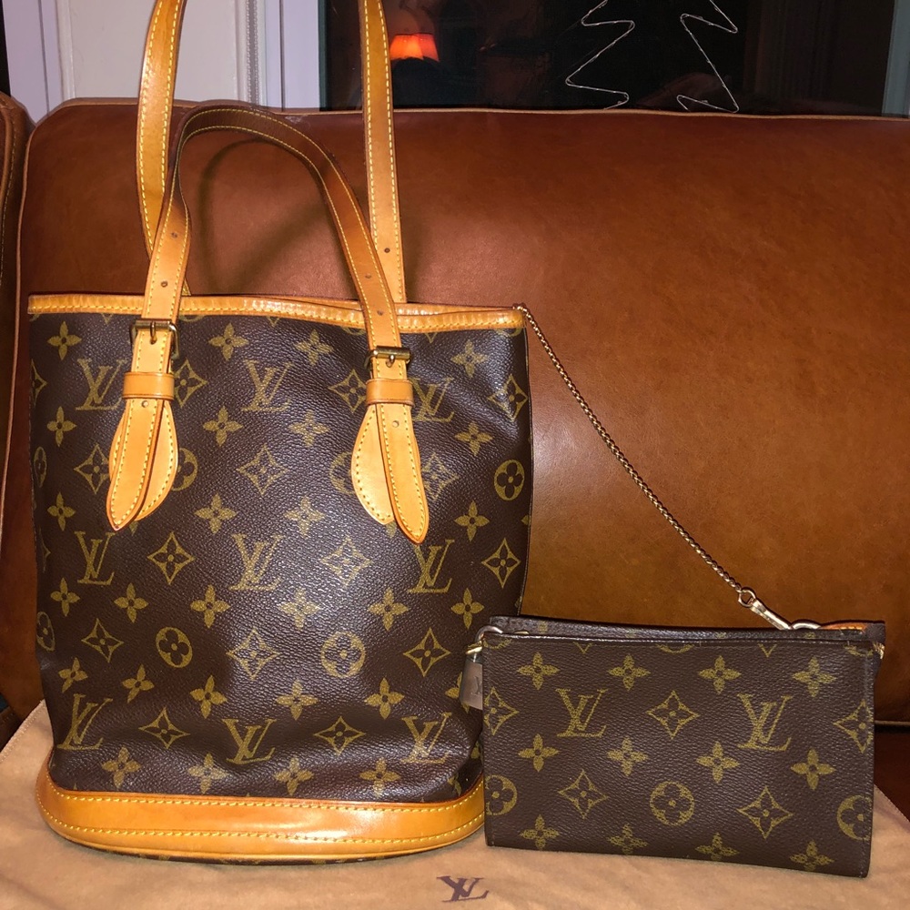 Pre Loved! Louis Vuitton Bucket GM